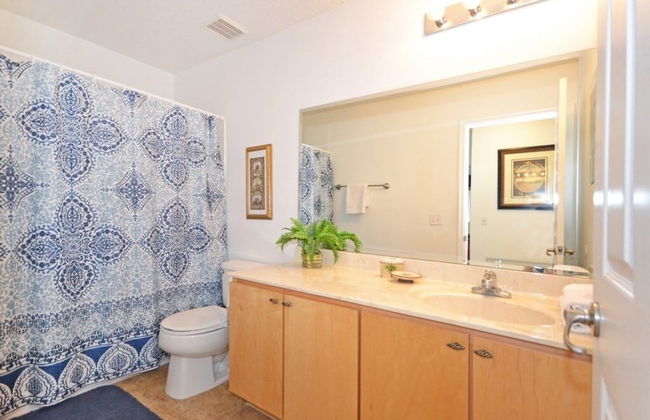 Pine Forest Chateau 5 Bedroom Home by RedAwning - Photo 21