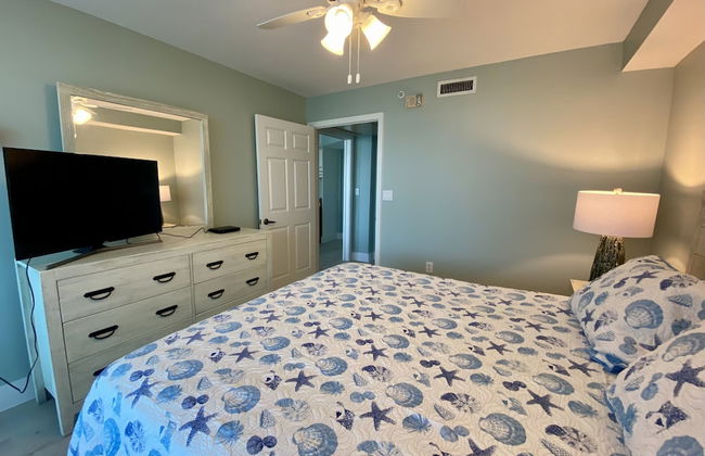 Lovers Key Resort by Check In Vacation Rentals - Photo 4