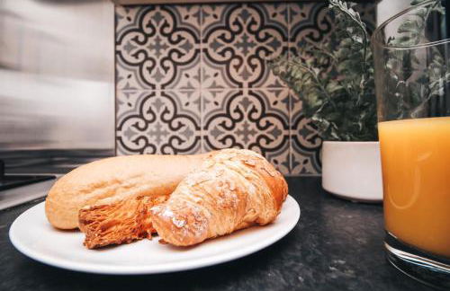 Commercial House, By Solace Stays - Foto 8