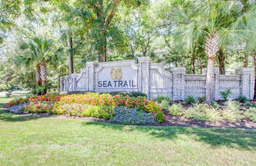 Condo with Golf Course Views Less Than 1 Mi to Sunset Beach! - Foto 42