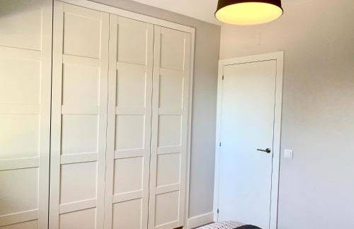 Chalet a estrenar, espectaculares vistas a la montaña - Foto 24