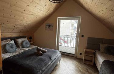 Domek w ogródku z prywatną balią z hydromasażem - Foto 3