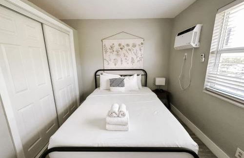 Rustic Retreats Cozy 1BR for 4 guests minutes from Las Olas - Foto 6