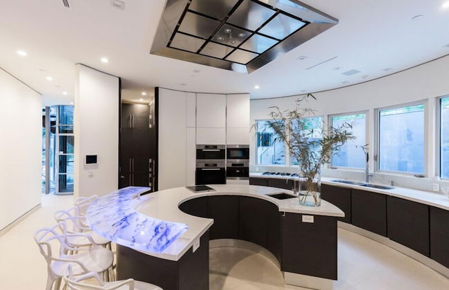 Chantilly Estate - Photo 8