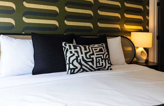 2 Modern Apartments in Heart of Midtown, Walkable Location Patio, Pool & Gym - Foto 30