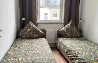 SuperHosts ZENTRUM - Parkplatz - TERRASSE - King-Bett - NETFLIX - Foto 8