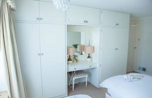 Nicely decorated 3 bedroom house near Heathrow, London - Foto 10