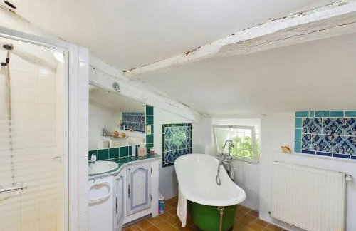 Maison Littré - Piscine chauffée - Au calme entre vignes et forêt - Foto 10