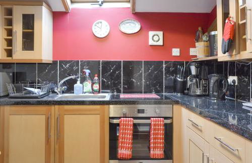 Silk Hill Stables - Photo 9