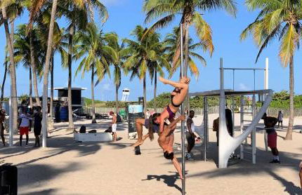 Rooftop Retreat on Ocean Drive with Beach View - Foto 36