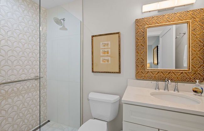 Rovigo Vacation Rental: Spacious Retreat with Panoramic Lake Views in Kings Lake. 4-BR, 4-Bathroom Home with Private Pool, just 3.4 Miles from the Vibrant Fifth Avenue South and Naples Attractions - Foto 17