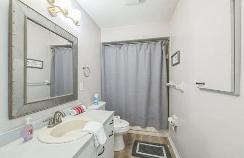 456 Stunning Canal-Front Home with Heated Pool - Foto 20