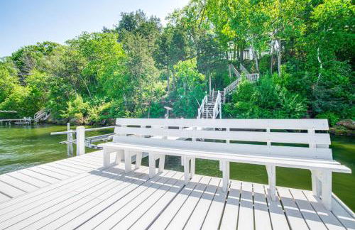 Green Lake Getaway with Dock Boating and Swimming! - Foto 3