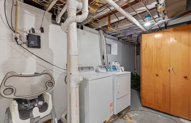 Metropolitan Escape I JZ Vacation Rentals - Photo 29