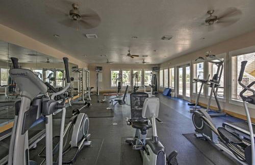 Beach Days and Resort-Style Fun! Galveston Retreat - Foto 40