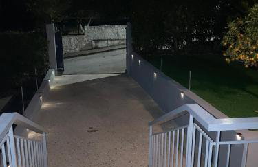 Billy & Andrianna Villa Lagonisi - Foto 26