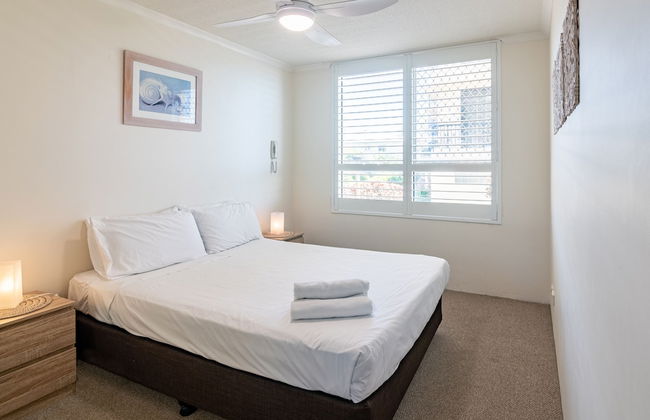 Crystal Beachfront Apartments - Foto 8