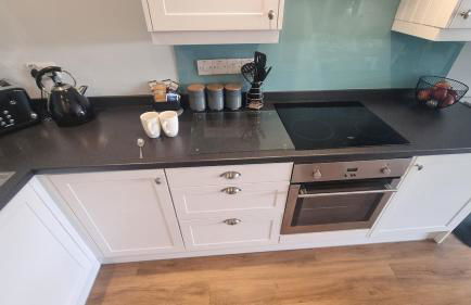 TWIN COVES at Curlew 1, The Cove, Brixham - Photo 9