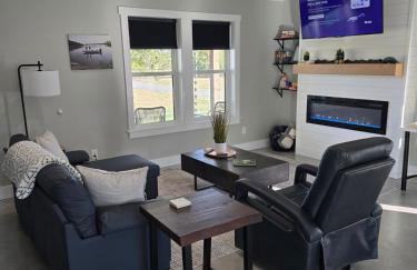 New Lux Cottage by Lake, King bed, Full Kit, Wi-Fi - Foto 41