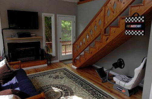 Well-Equipped Cabin Great for Families in Helen, Georgia - Foto 8