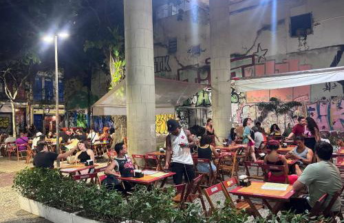 Apartamento a Passos do Metrô da Glória! Silêncio e Portaria 24h - Foto 6