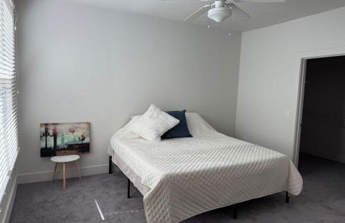 Experience the Best of Fort Worth Stylish Apartment in the Cultural District - Photo 25