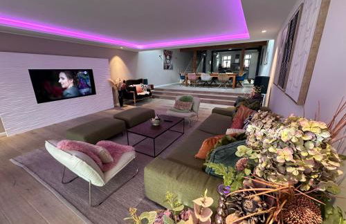 DOM LIVING - LuxusHaus - Photo 2