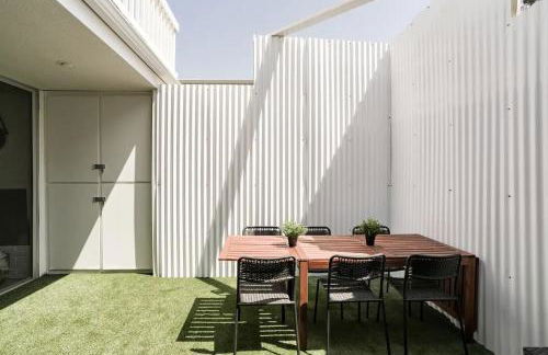 The Hillside Hideaway Mid Century Big Terrace - Foto 63