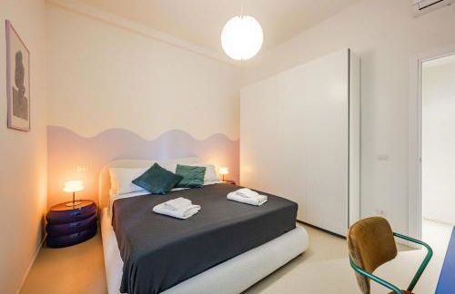 Design and Silence - Wide renovated apartment 2 stops form centrale - Foto 23