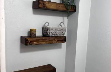 Luxury 6BR Retreat Firepit Foosball Backyard - Foto 33