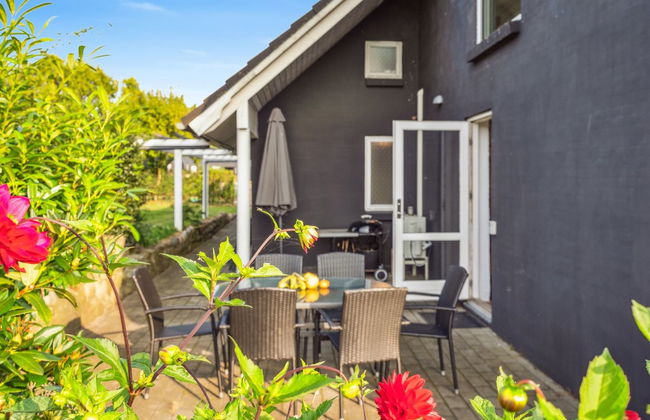 "Cajsa" - 200m from the sea - Foto 11