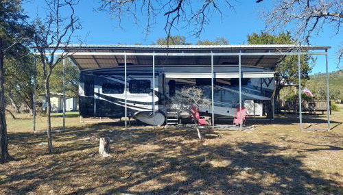 Private Luxury RV Getaway Full Bath Kitchen - Foto 2