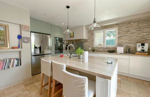 Modern Provençal Villa At The Forest's Edge - Foto 6