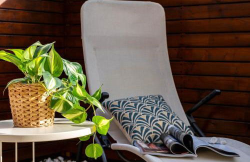 Patio & Parking - Self check-in & Remote access - Foto 15