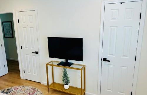 Upscale Arlington Retreat - Private Casita - Arcade - Foto 19