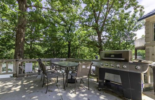 6bedrooms, ramp boat dock slips water toys, nice cove area - Foto 10