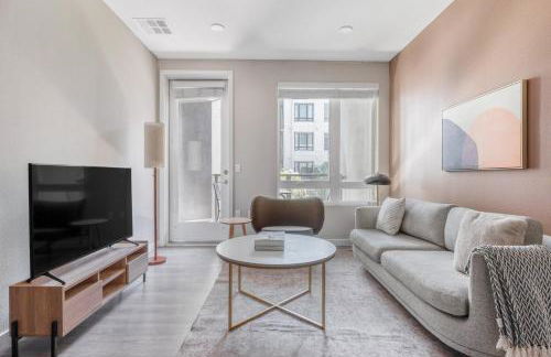 Santa Clara 1br w pool gym wd nr Costco SFO-1404 - Photo 1