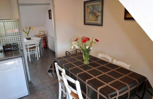 Gîte Jeanne familial - calme - parking - Foto 13