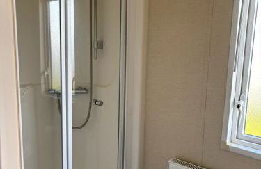 3 Bedroom, Sleep 6, Wi-Fi, Decking, Sea-View, Parking - Photo 10