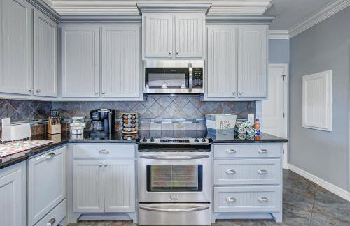 Beautiful Front Row Views - Tiki Bar - Playground - Foto 9