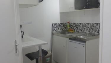 Appartements et studios meublés au centre ville d'Ouzouer Sur Loire - Photo 2