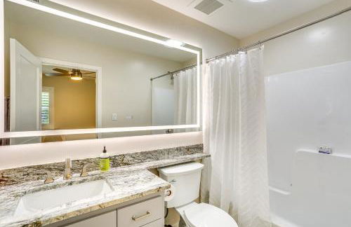 Walk to Park and Aquatic Center Airy Redding Home! - Foto 13