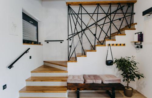 Novak Home - Luxury villa with indoor pool & sauna - Photo 27