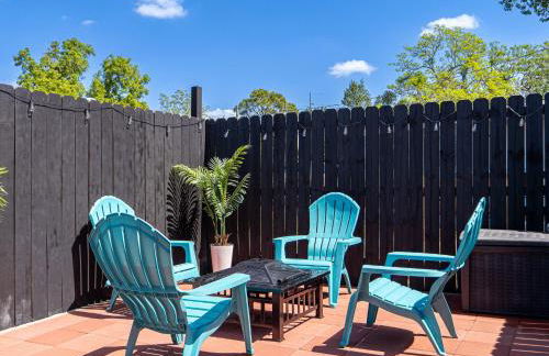 Dora's Haven Getaway-Cozy 1Bedroom with Boat or Camper Parking- Free - Foto 47