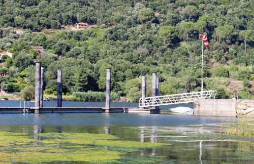 Peaceful villa in São Martinho de Mouros with private pool - Foto 30