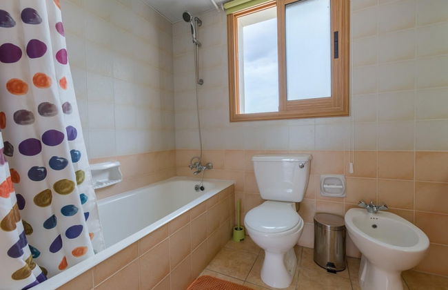 Villa Argaka Sunset Large Private Pool Walk to Beach Sea Views A C Wifi Eco-friendly - 2760 - Foto 36