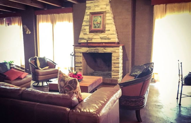 Beautiful Cabin Downtown Tapalpa Oven Mud Barbecue Grill 4 Room 12 ppl TV Wifi - Foto 11