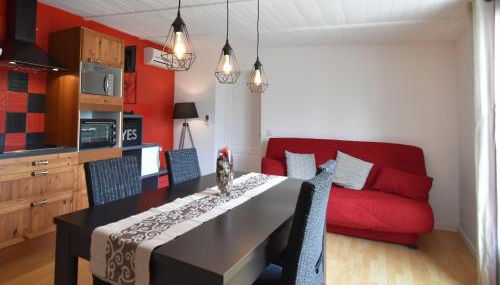 Tranquil Villa with Pool - Foto 3