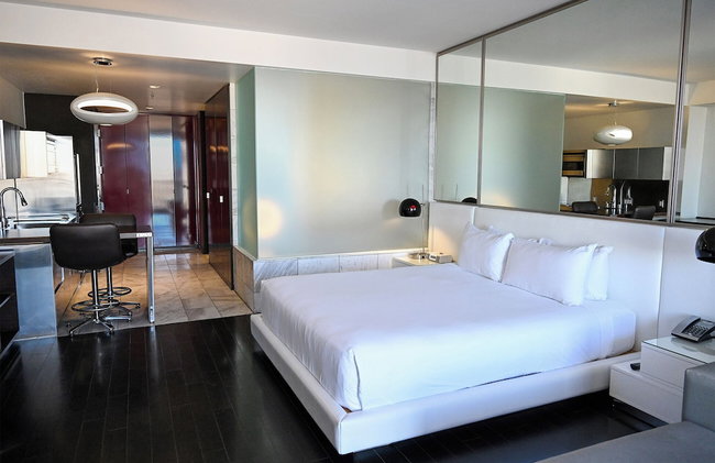 Strip View Luxury Studio No Resort Fee Palms Place - Foto 9