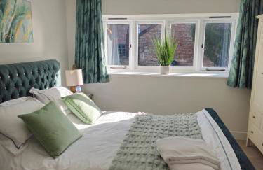 Sleeps 14, Stunning, Dog Friendly, Hot Tub, Rural - Photo 36